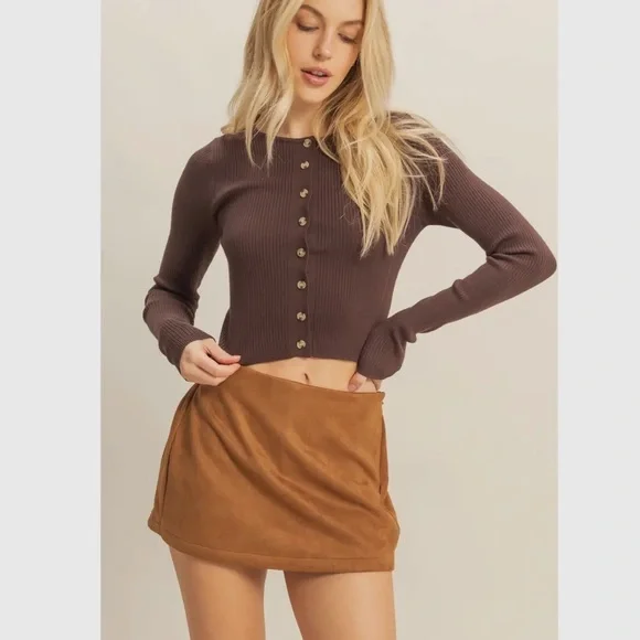 Button-Up Ribbed Knit Top- nwt - Picture 5 of 5